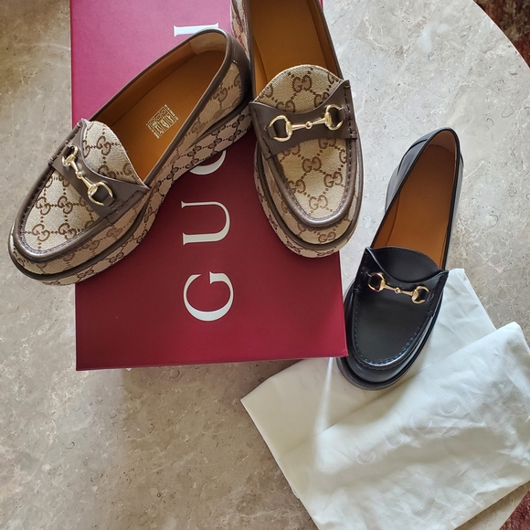 Gucci Shoes - Gucci Tan Leather Interior Slip-On Loafers